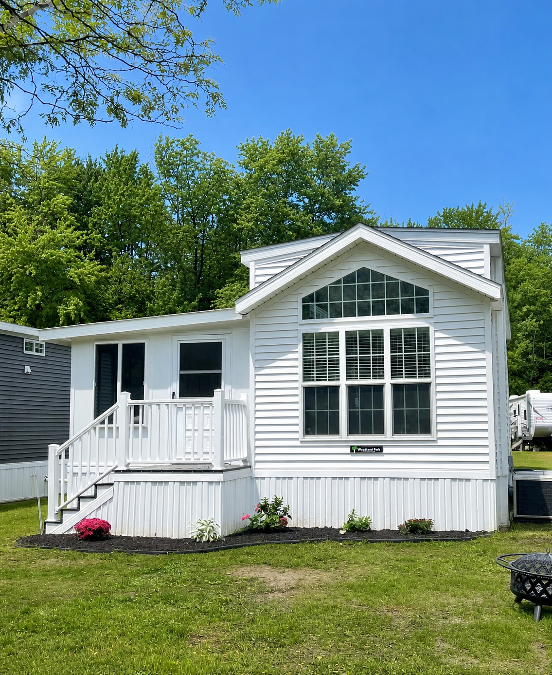 1 BED, 1 BATH HOME | NEW CONSTRUCTION W/LOFT + FLORIDA ROOM | 348 Rainbow Shores Rd. Lot #T6