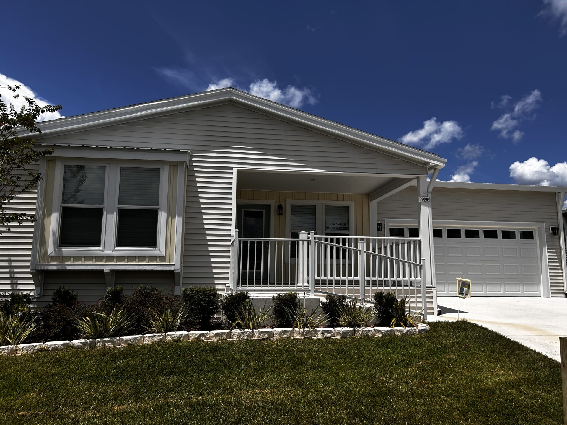 2 Bedroom, 2 Bathroom Home - Brand New!