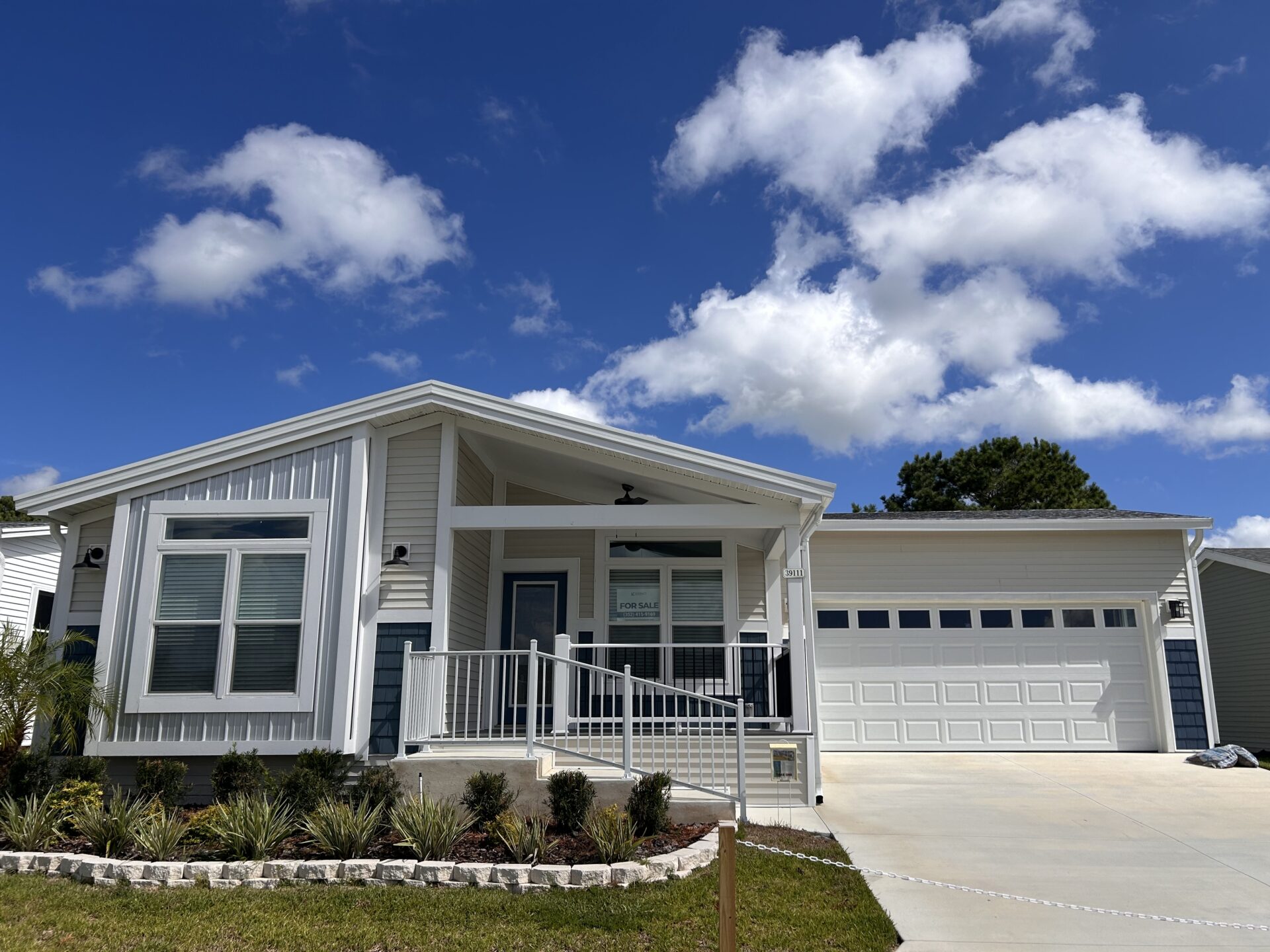 2023 Palm Harbor Home - 2 Bedrooms / 2 Bathrooms